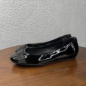 Ecco Owando Flat Shoes Womens 38 / 7 Black Patent Leather Cap Toe Studded Loafer